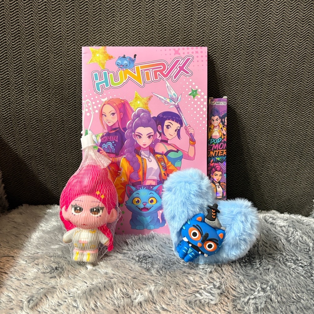 K Pop Bundle - Picture 2 of 10